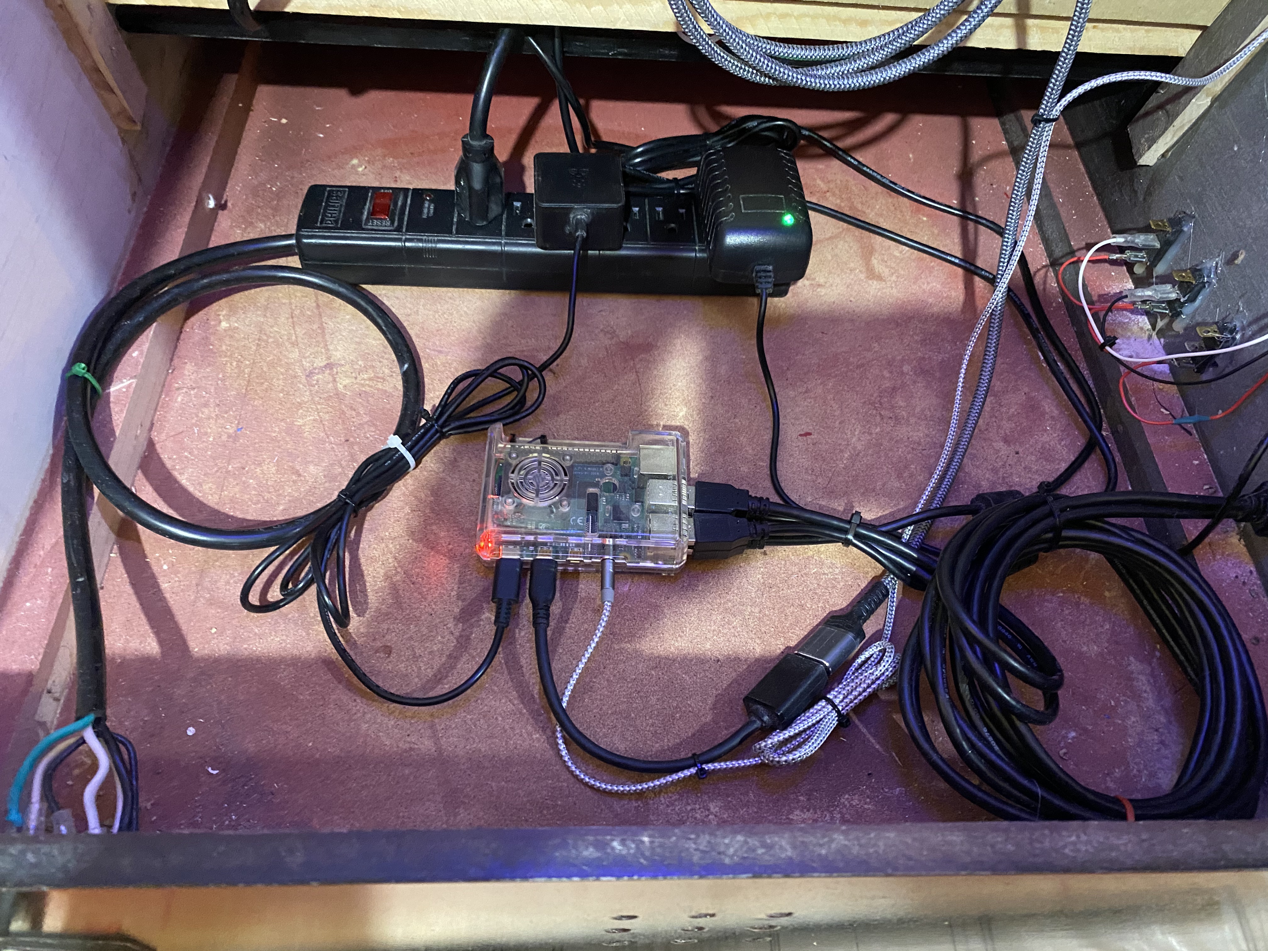 RetroPie Arcade Inside Bottom View RetroPie Arcade Inside Bottom View