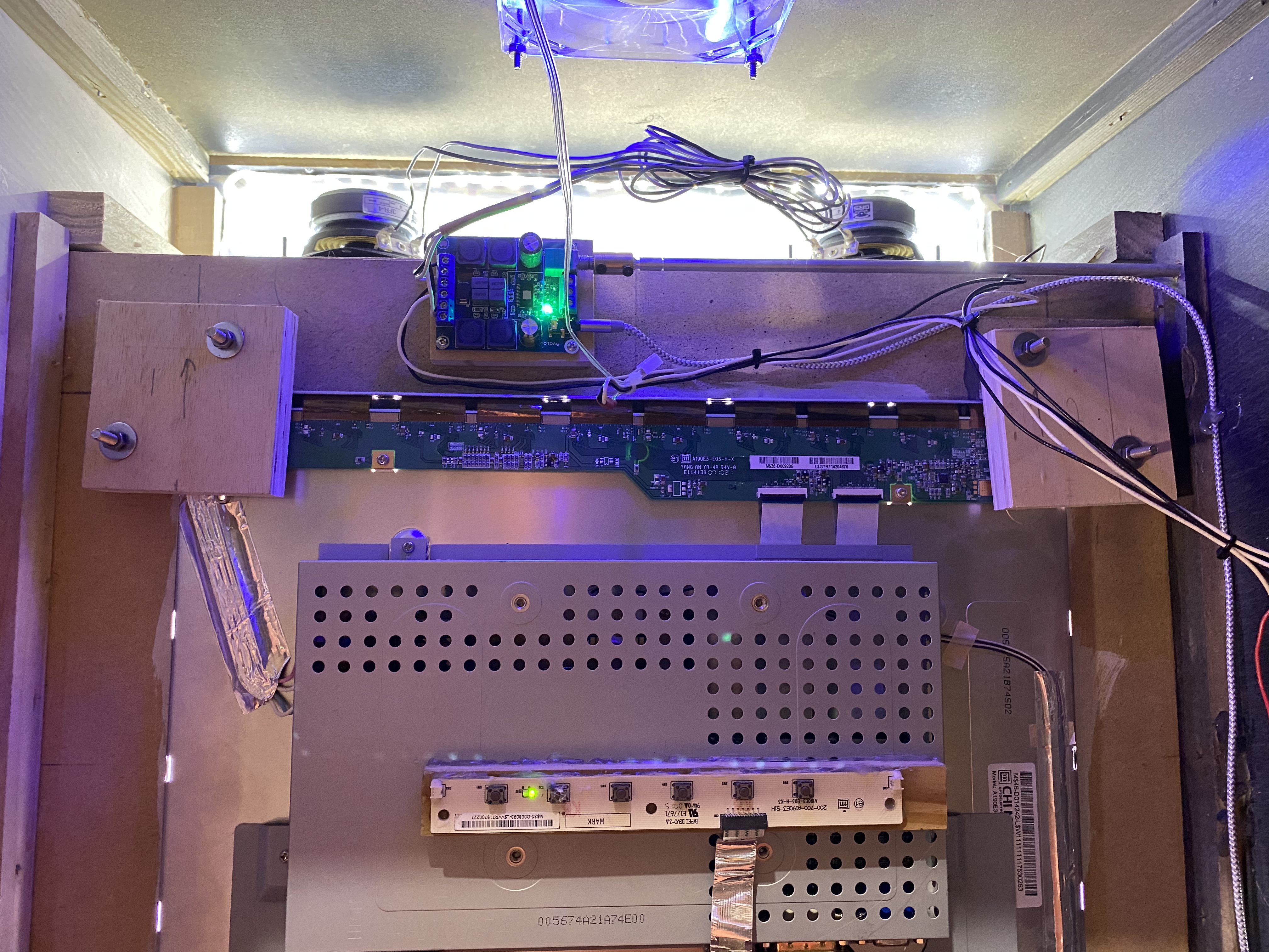 RetroPie Arcade Inside Top View RetroPie Arcade Inside Top View